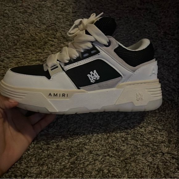 Amiri ma-1 black and white size 9